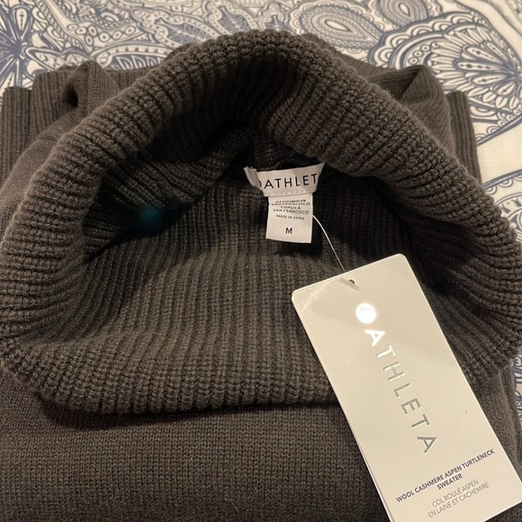 Athleta Aspen Cashmere Turtleneck, COZY chocolate brown New w/ tags! - Picture 8 of 8